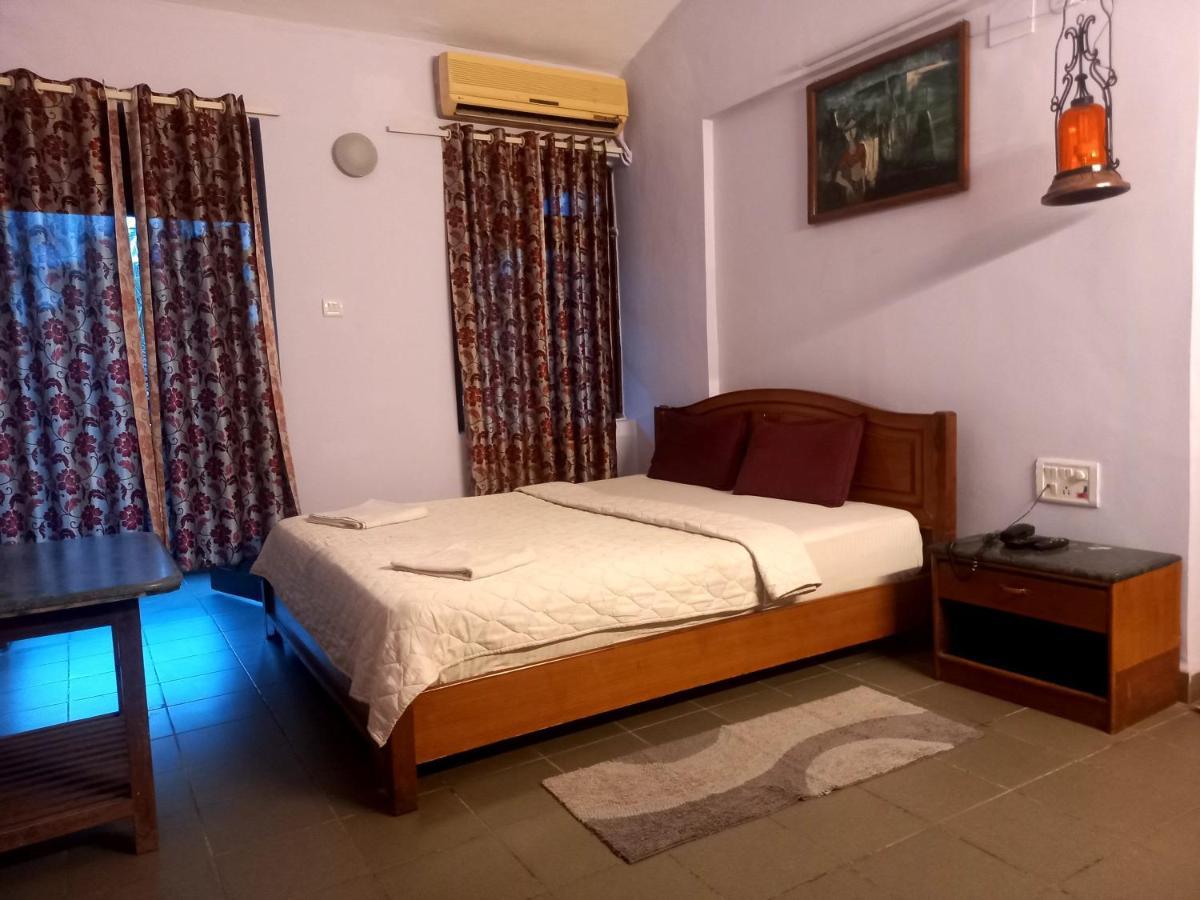 Falcon Resorts Calangute Ngoại thất bức ảnh