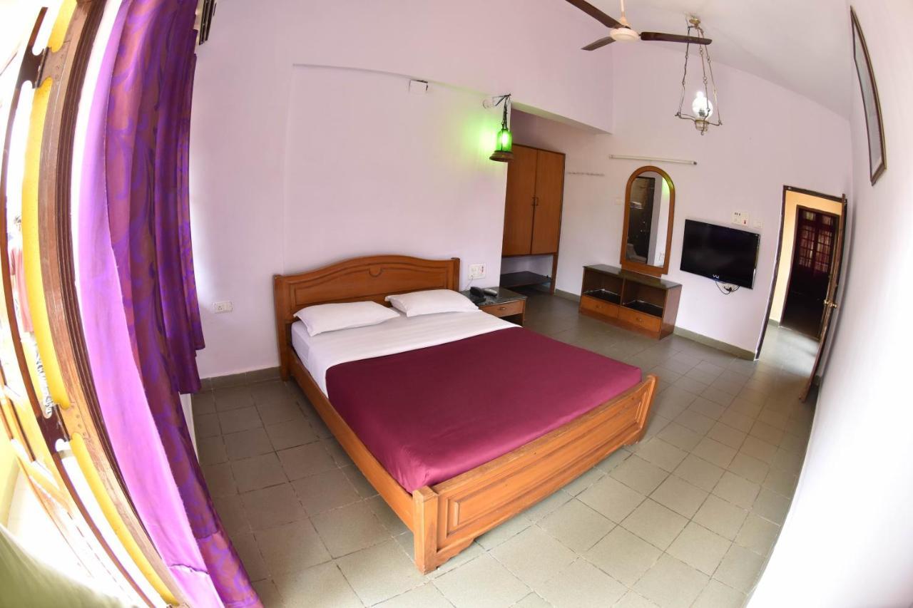Falcon Resorts Calangute Ngoại thất bức ảnh